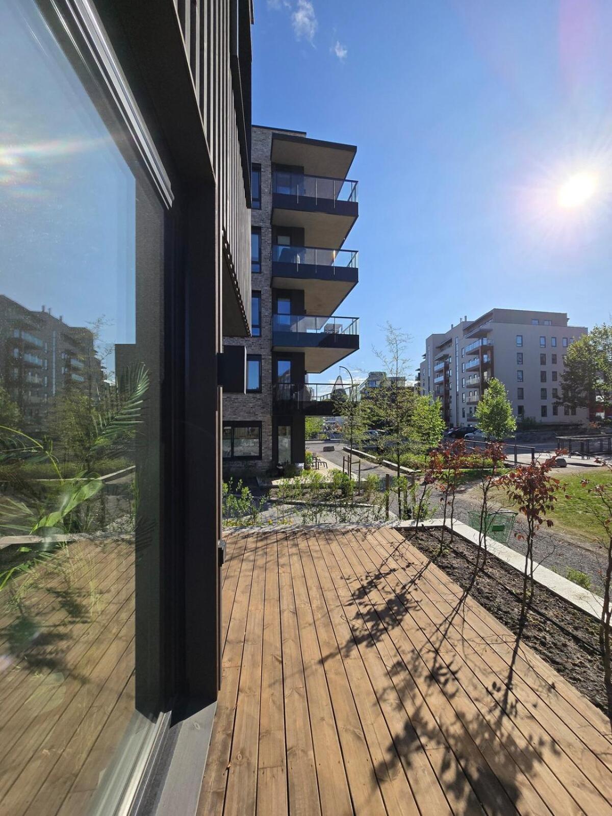 Exclusive Townhouse With Private Rooftop